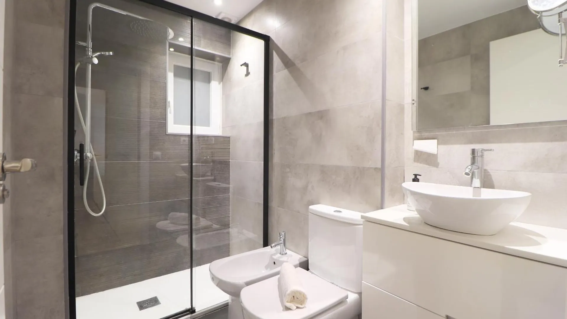 Apartment Ferienwohnung Guerrero Premium-Alquile X Meses Málaga Spanien