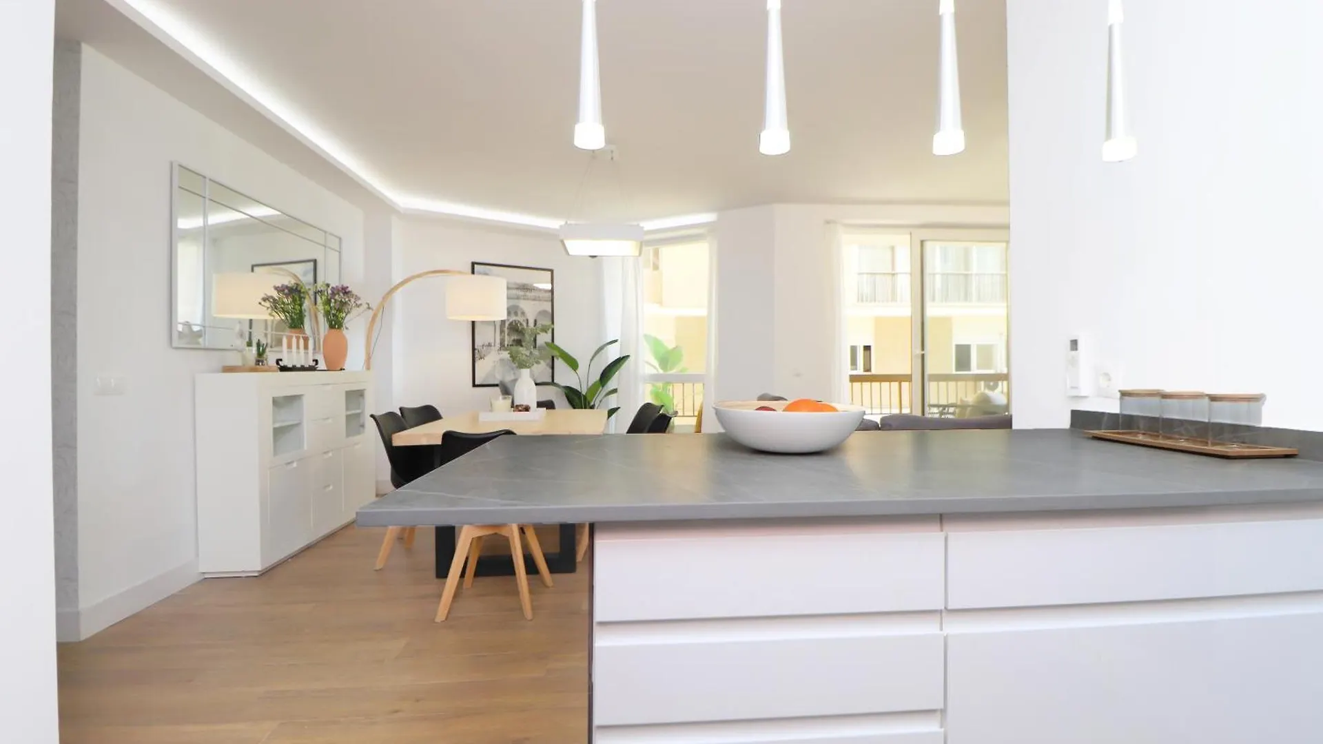 Ferienwohnung Guerrero Premium-Alquile X Meses Málaga Apartment